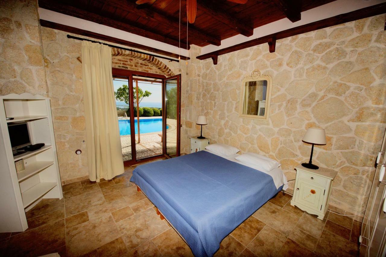 Villa Petrino Halikounas Экстерьер фото